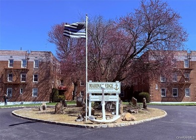 Beach Home For Sale in New Rochelle, New York