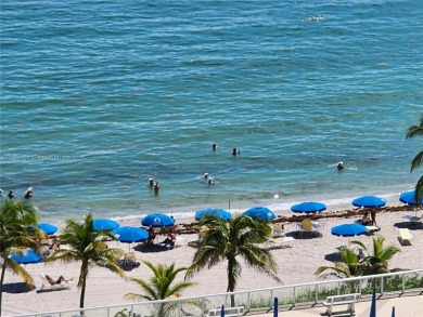 Beach Condo For Sale in Hallandale Beach, Florida