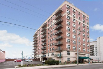 Beach Condo Off Market in Long Beach, New York