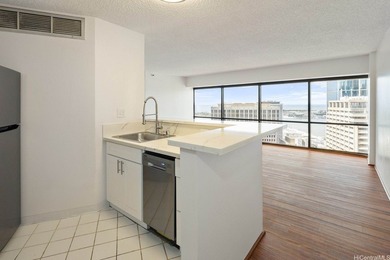 Beach Condo For Sale in Honolulu, Hawaii