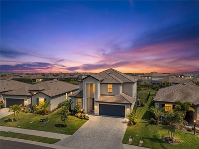 Beach Home For Sale in Bradenton, Florida