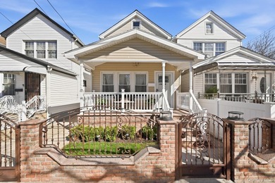 Beach Home For Sale in Jamaica, New York