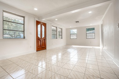 Beach Home For Sale in Fort Walton Beach, Florida