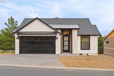 Beach Home For Sale in Manzanita, Oregon