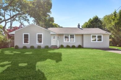 Beach Home For Sale in East Quogue, New York