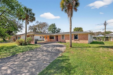 Beach Home Sale Pending in Titusville, Florida