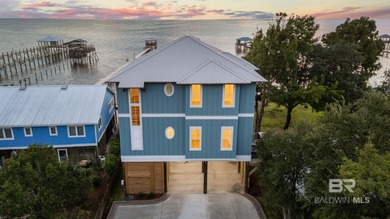 Beach Home For Sale in Fairhope, Alabama