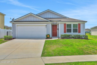 Beach Home For Sale in Middleburg, Florida