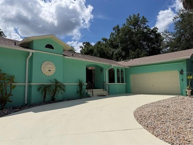 Beach Home For Sale in Homosassa, Florida