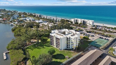 Beach Condo For Sale in Longboat Key, Florida
