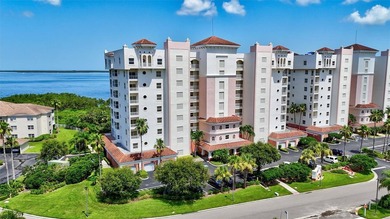 Beach Condo For Sale in Palmetto, Florida