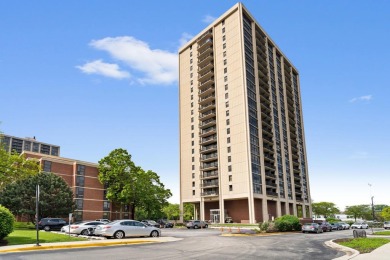 Beach Home For Sale in Chicago, Illinois