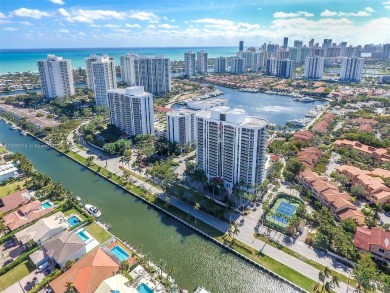 Beach Condo For Sale in Aventura, Florida