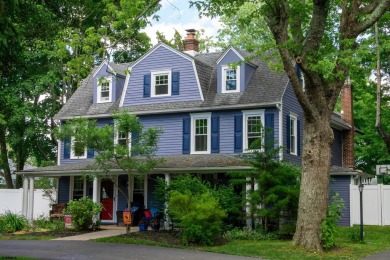 Beach Home For Sale in Linwood, New Jersey