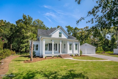Beach Home For Sale in Beaufort, South Carolina