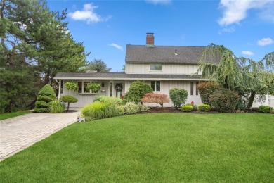 Beach Home For Sale in Wantagh, New York