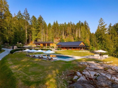 Beach Home For Sale in Bliss Landing, British Columbia