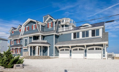 Beach Home For Sale in Del Haven, New Jersey