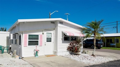 Beach Home For Sale in Bradenton, Florida