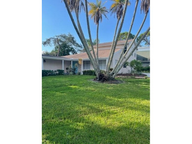 Beach Home For Sale in Sarasota, Florida
