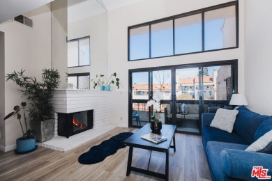 Beach Condo For Sale in Playa Del Rey, California