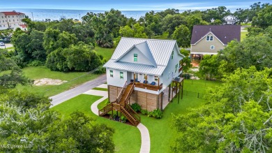 Beach Home Sale Pending in Gulfport, Mississippi