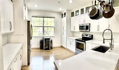 Beach Townhome/Townhouse For Sale in Miramar, Florida