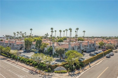 Beach Condo Sale Pending in Huntington Beach, California