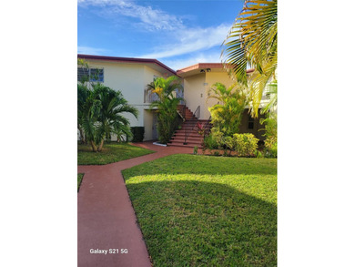 Beach Condo Active Under Contract in North Miami Beach, Florida