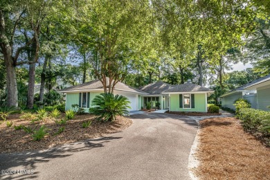 Beach Home For Sale in Dataw Island, South Carolina