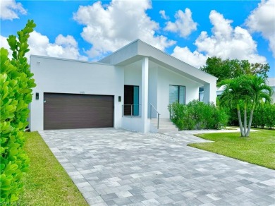 Beach Home For Sale in Naples, Florida