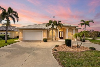 Beach Home For Sale in Venice, Florida