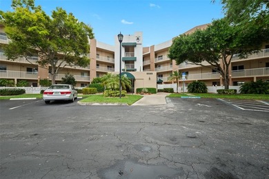 Beach Condo For Sale in Tamarac, Florida