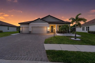 Beach Home For Sale in Bradenton, Florida