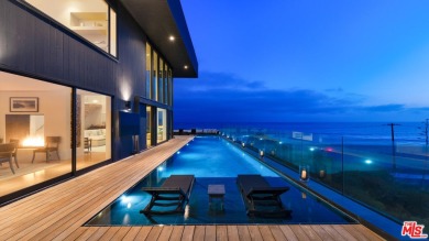 Beach Home For Sale in Malibu, California