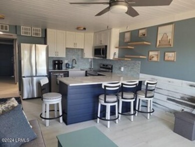 Beach Condo For Sale in Hilton Head Island, South Carolina