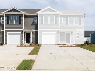 Beach Townhome/Townhouse For Sale in Surf City, North Carolina