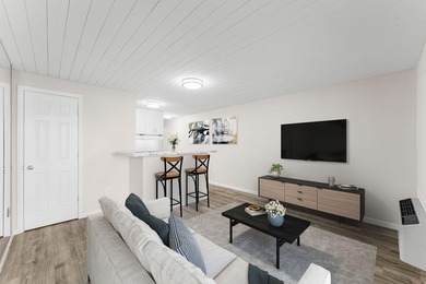 Beach Condo Sale Pending in Panama City, Florida