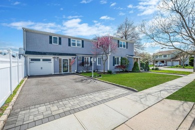 Beach Home For Sale in Massapequa, New York