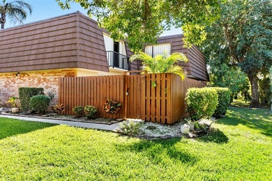 Beach Townhome/Townhouse For Sale in Lake Worth, Florida