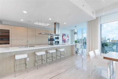 Beach Condo For Sale in North Miami Beach, Florida