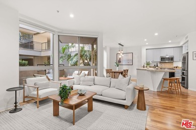 Beach Condo For Sale in Playa Vista, California