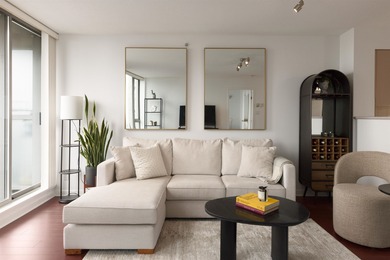 Beach Condo For Sale in Vancouver, BC