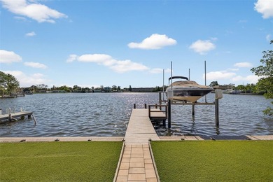 Beach Home For Sale in St. Petersburg, Florida