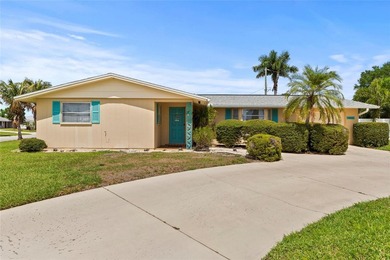 Beach Home For Sale in Sarasota, Florida