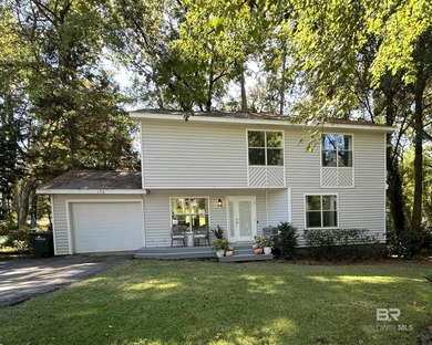 Beach Home For Sale in Daphne, Alabama