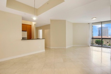 Beach Condo For Sale in West Palm Beach, Florida