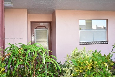 Beach Condo For Sale in Sunrise, Florida