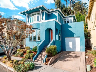 Beach Home For Sale in Santa Cruz, California