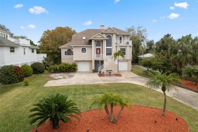 Beach Home For Sale in Holiday, Florida